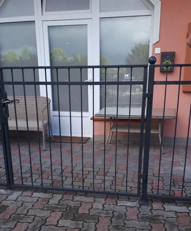 Kertvarosi Apartman II Tiszaújváros Zewnętrze zdjęcie