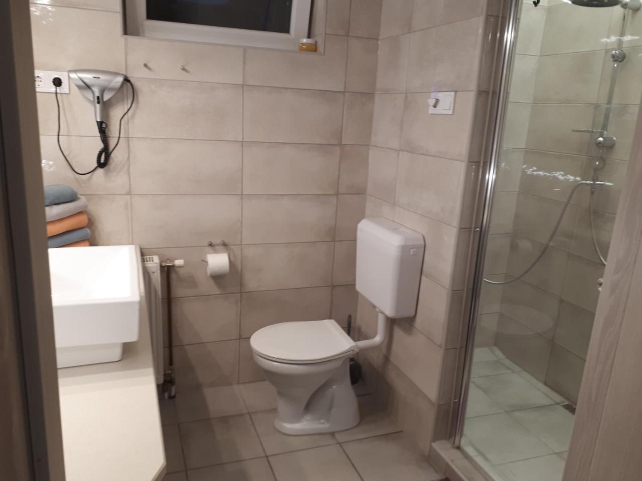 Kertvarosi Apartman II Tiszaújváros Zewnętrze zdjęcie